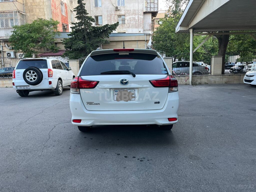 Toyota Corolla Fielder