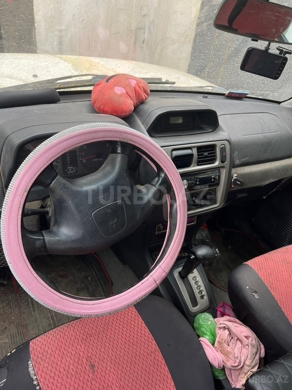 Mitsubishi Pajero io