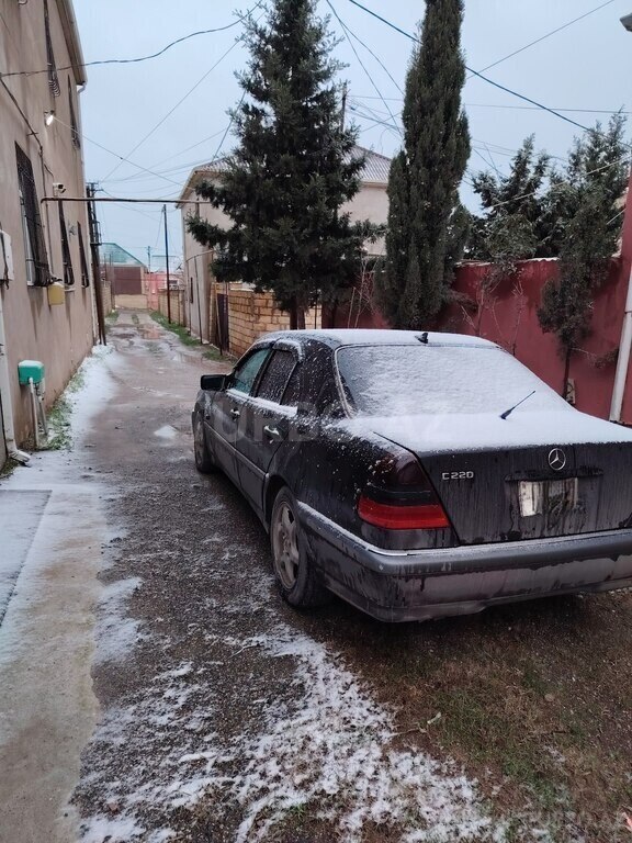 Mercedes C 220