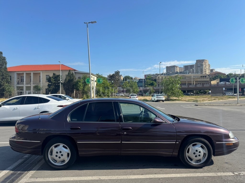 Chevrolet Lumina
