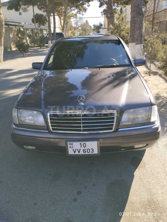 Mercedes C 220