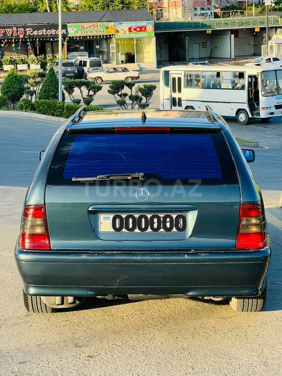 Mercedes C 220