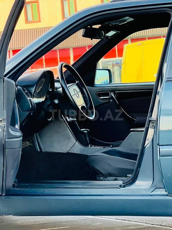 Mercedes C 220