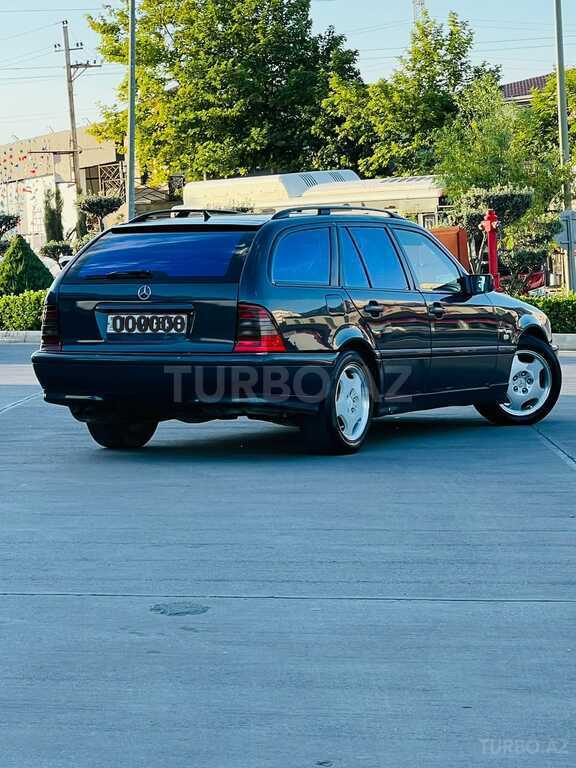 Mercedes C 220