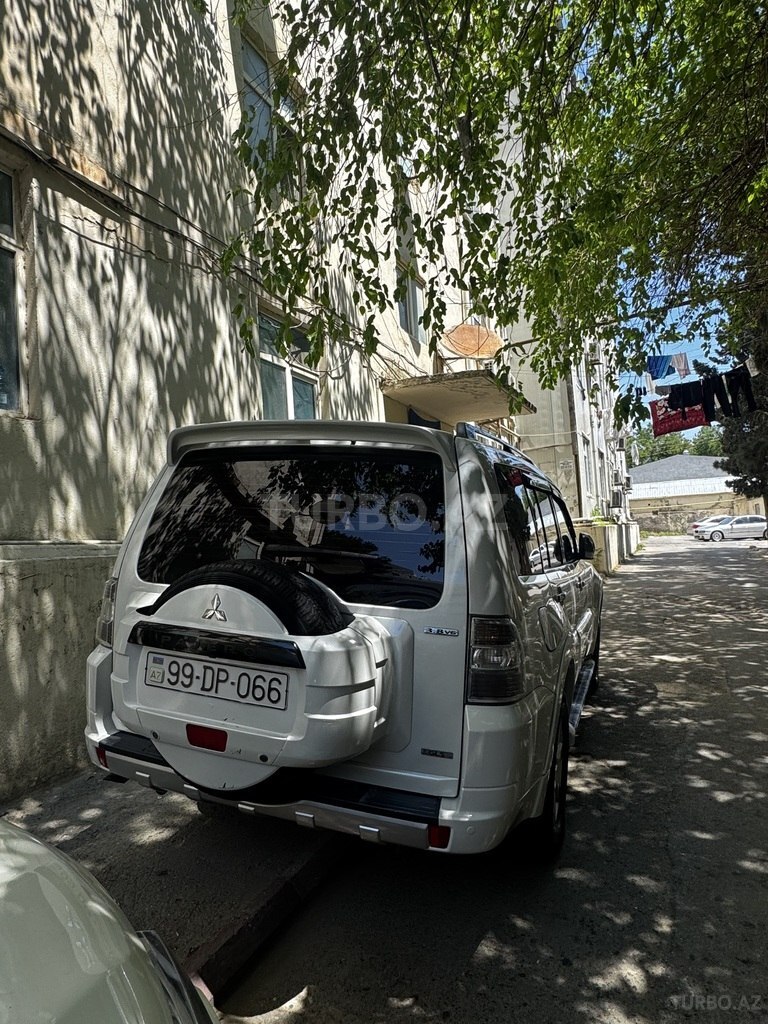 Mitsubishi Pajero
