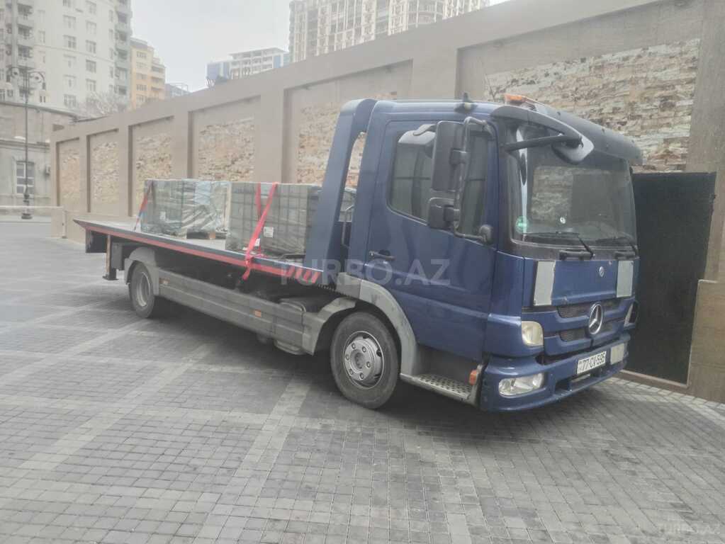 Mercedes Atego 818