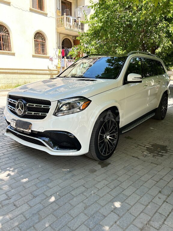 Mercedes GLS 450 4MATIC