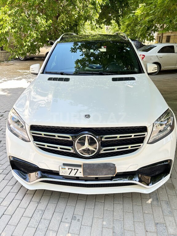 Mercedes GLS 450 4MATIC
