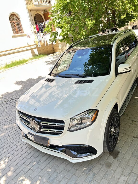 Mercedes GLS 450 4MATIC