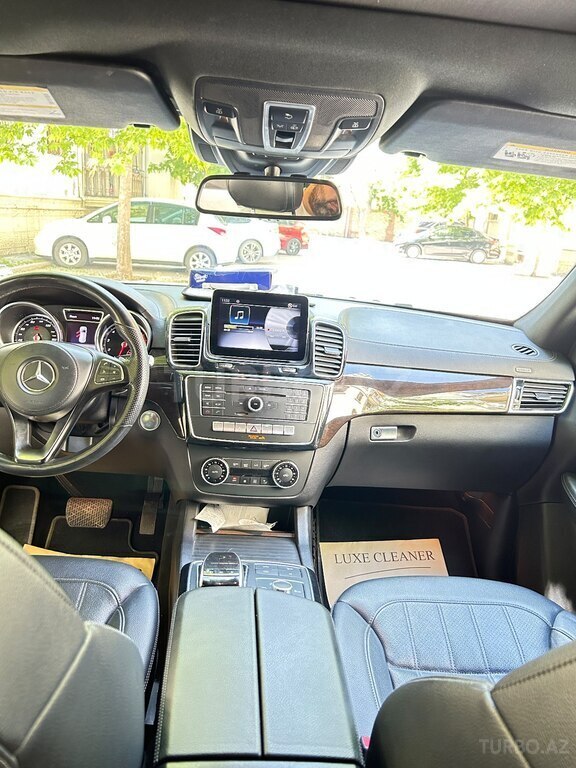 Mercedes GLS 450 4MATIC