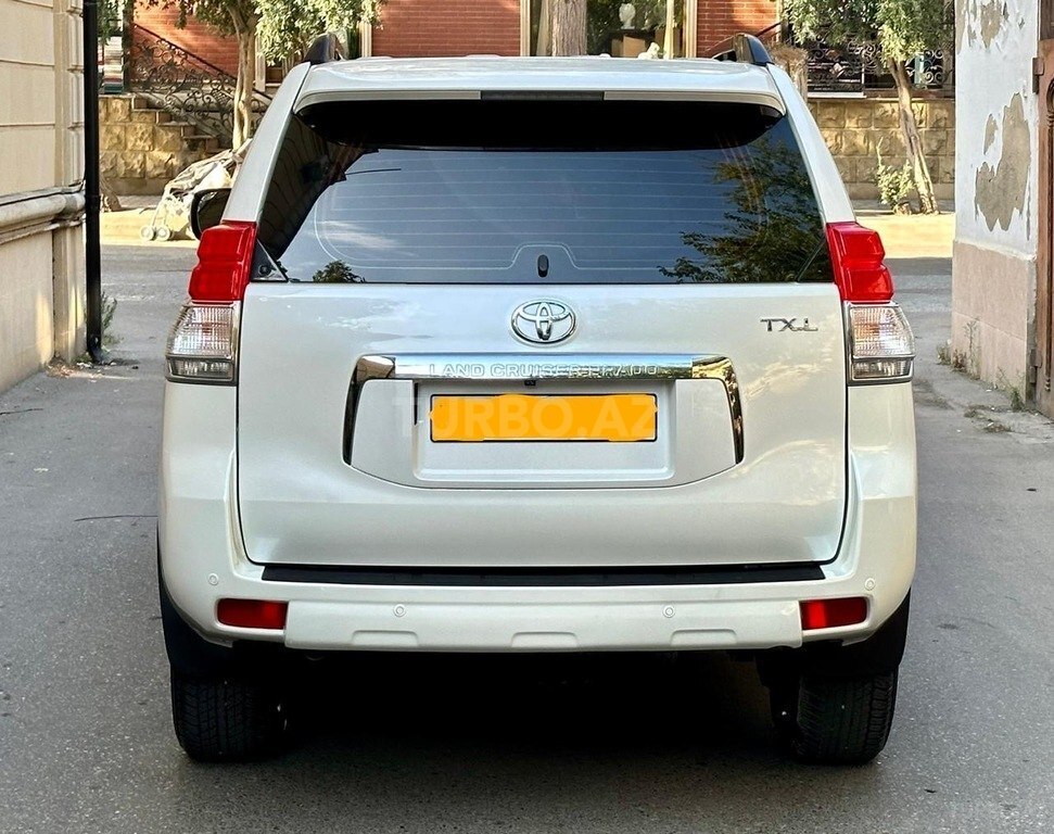 Toyota Land Cruiser Prado