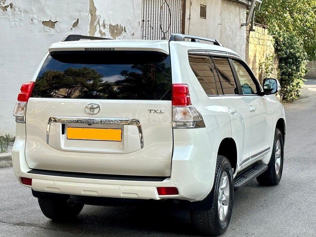 Toyota Land Cruiser Prado