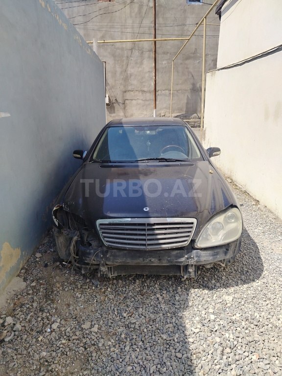 Mercedes S 500