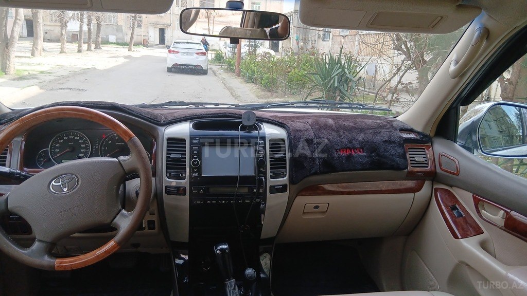 Toyota Land Cruiser Prado