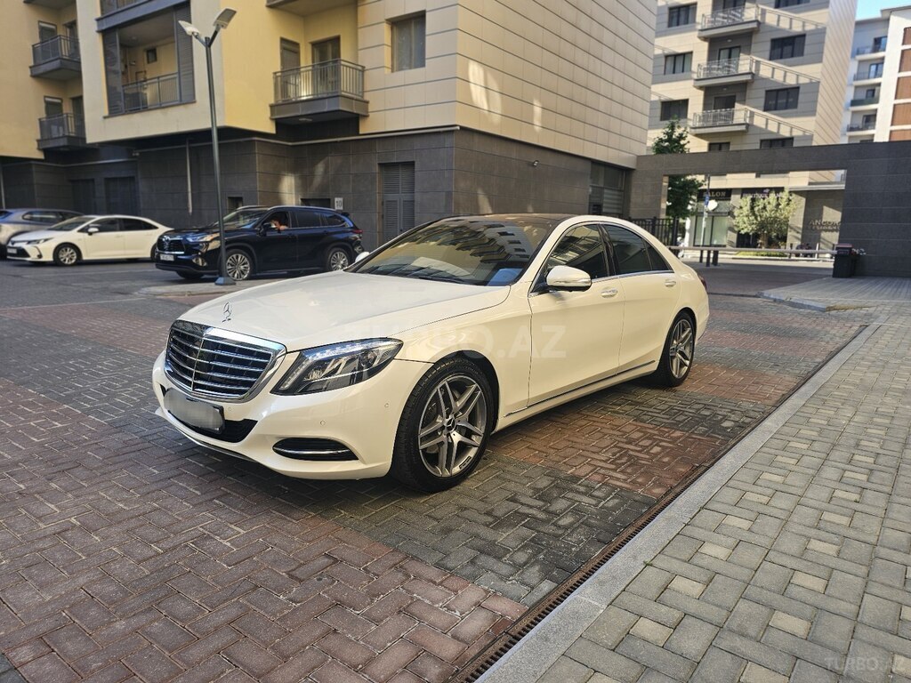 Mercedes S 400