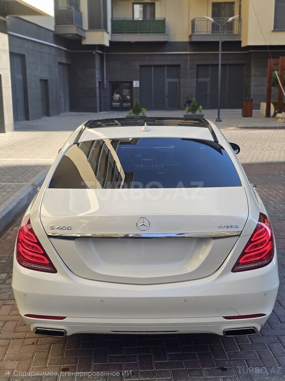 Mercedes S 400