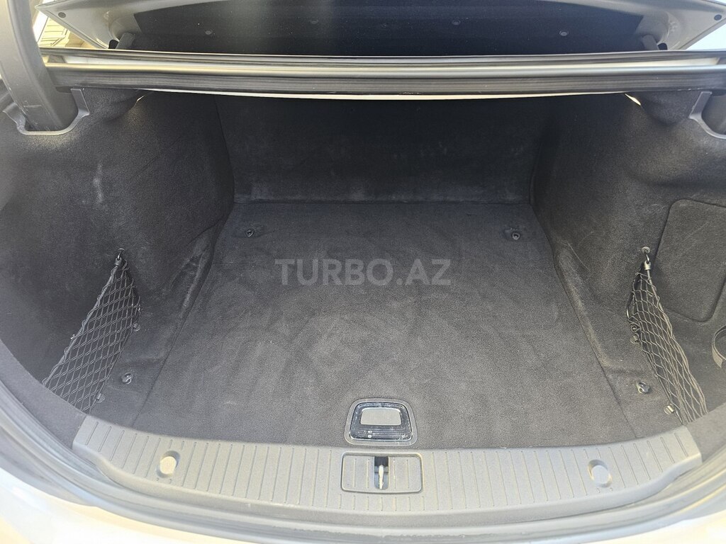 Mercedes S 400