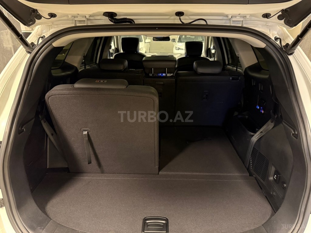 Hyundai Grand Santa Fe