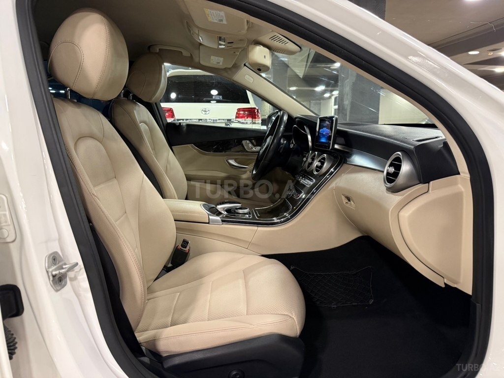 Mercedes C 300