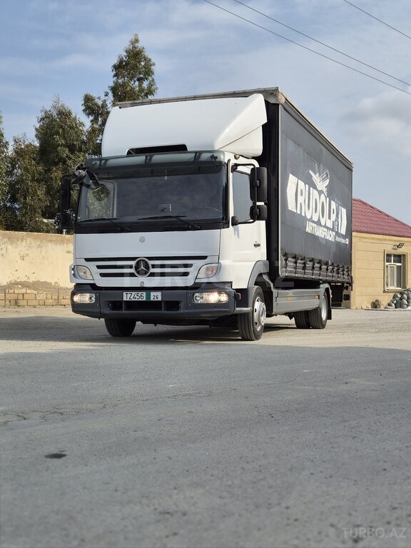 Mercedes Atego 818