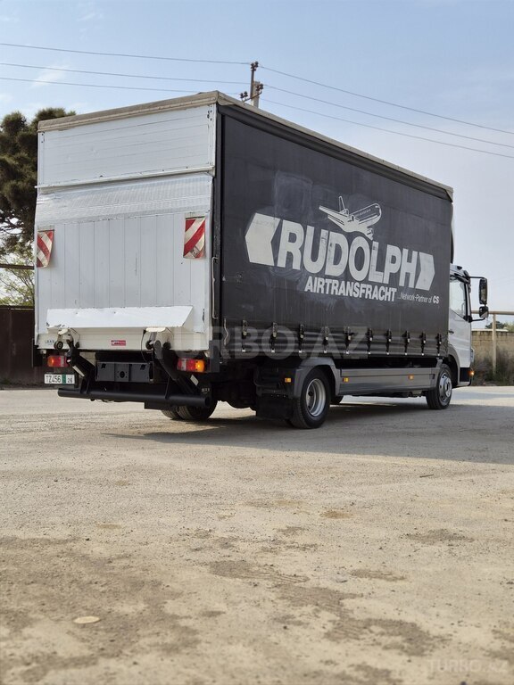 Mercedes Atego 818
