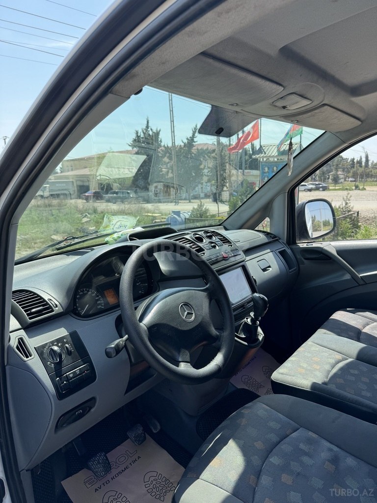 Mercedes Vito