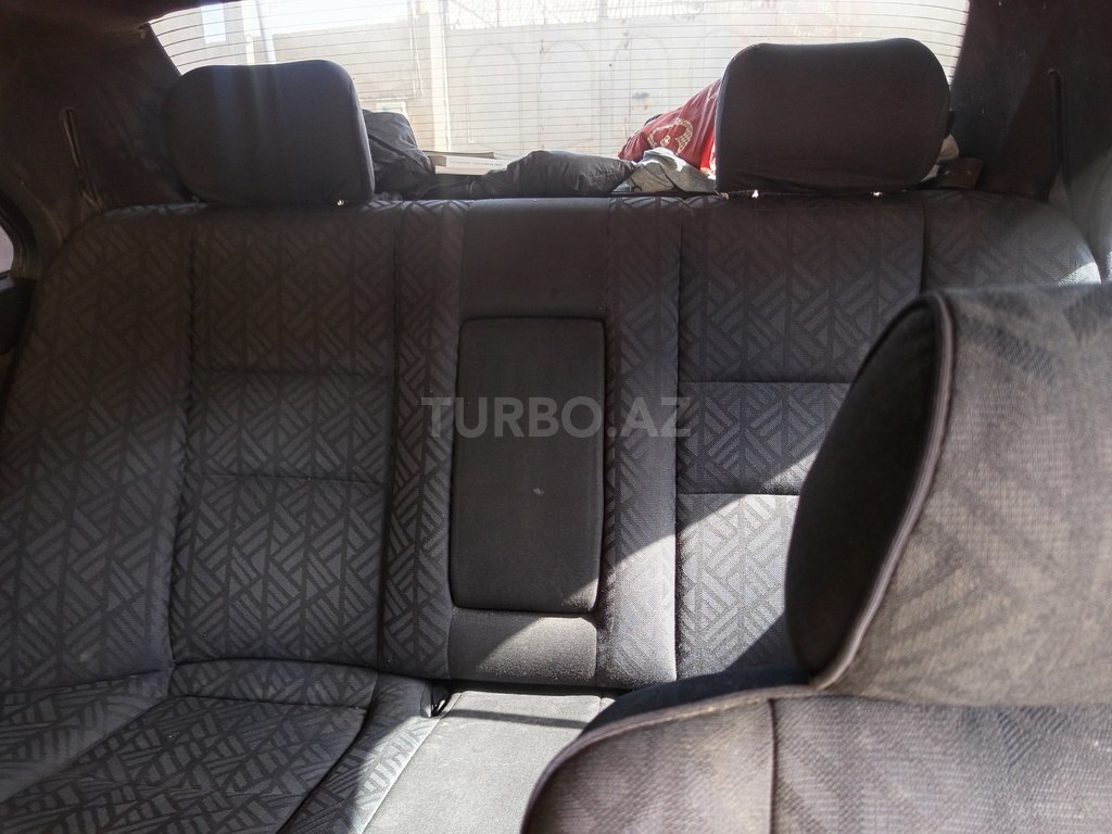 Mercedes C 180