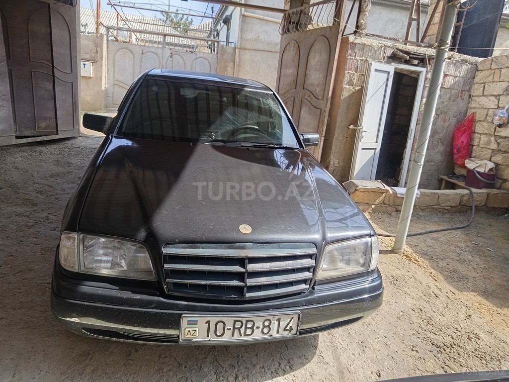 Mercedes C 180