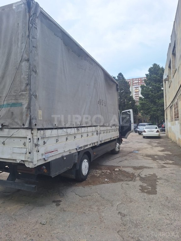 Mercedes Atego 815
