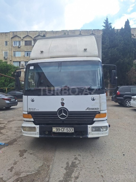 Mercedes Atego 815
