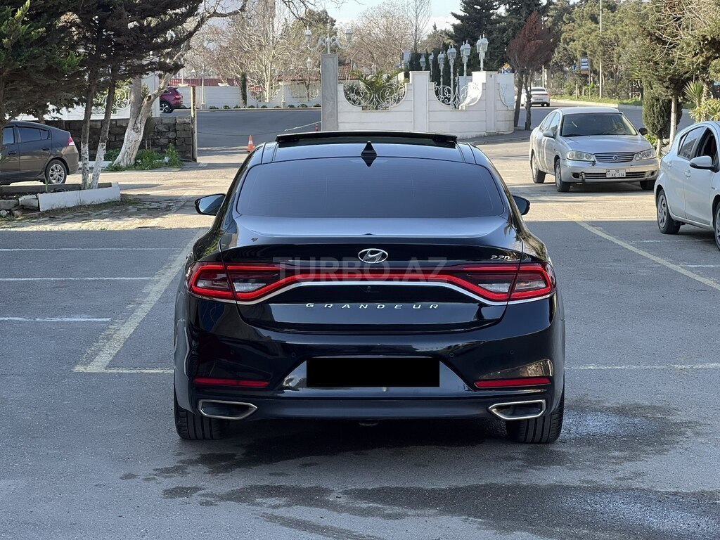 Hyundai Grandeur