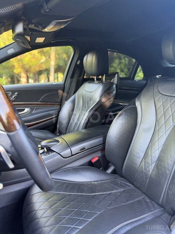Mercedes S 500
