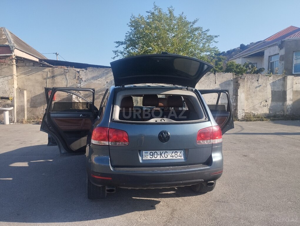 Volkswagen Touareg