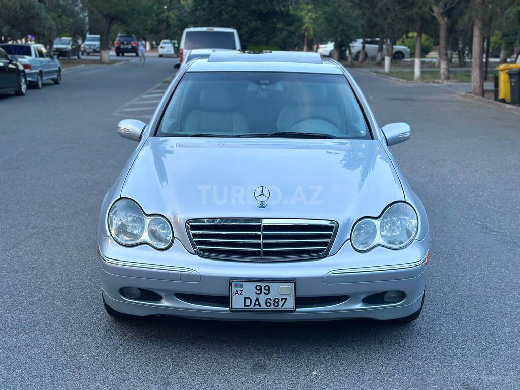 Mercedes C 230