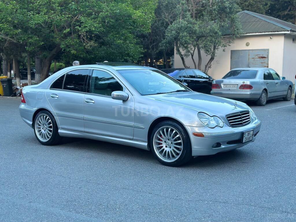 Mercedes C 230