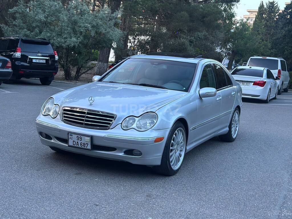 Mercedes C 230