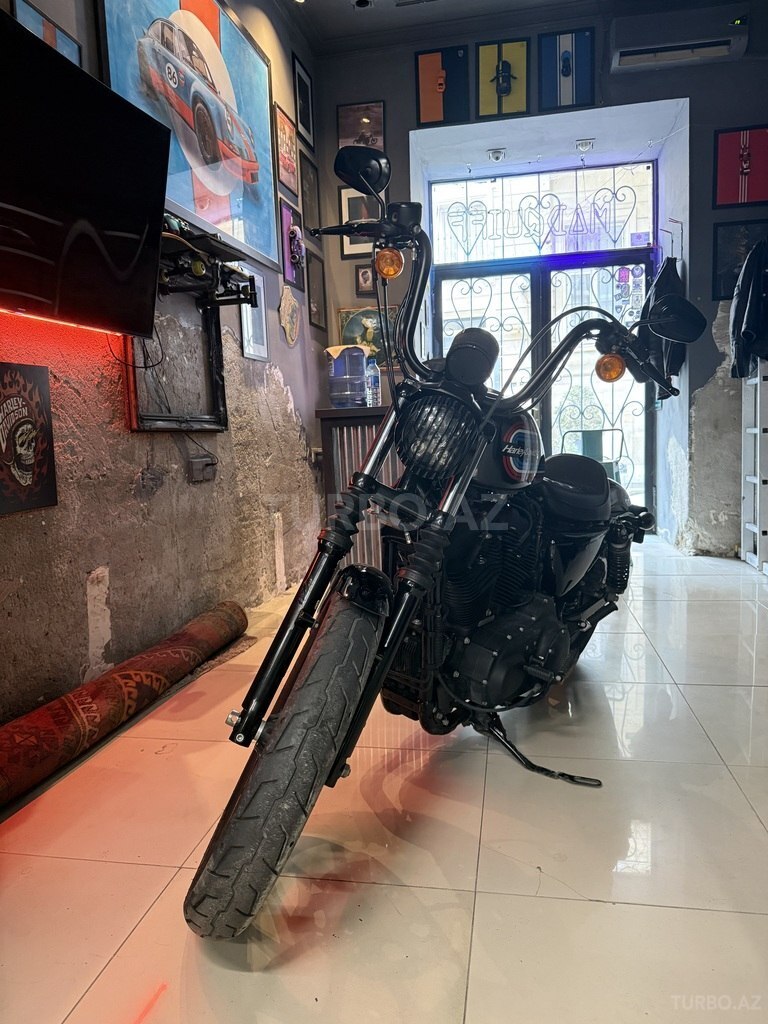 Harley-Davidson Sportster Custom 1200