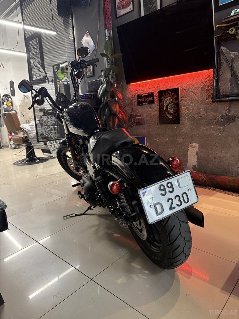 Harley-Davidson Sportster Custom 1200