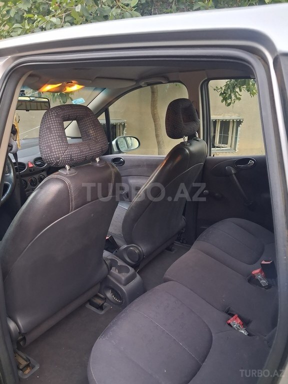 Mercedes A 170