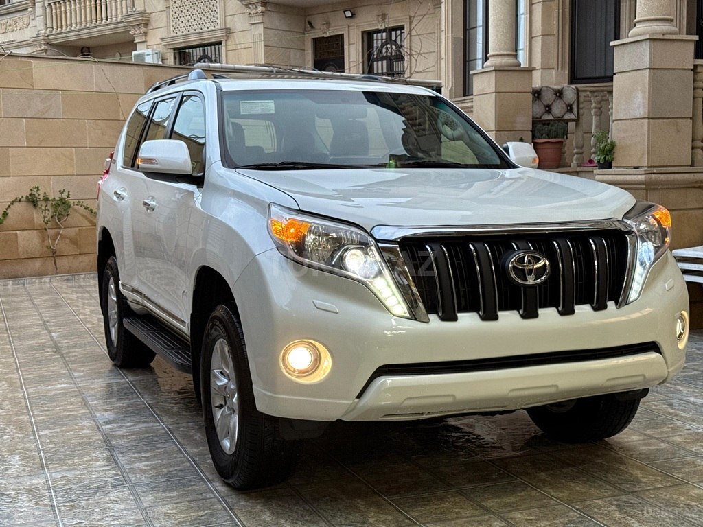 Toyota Land Cruiser Prado
