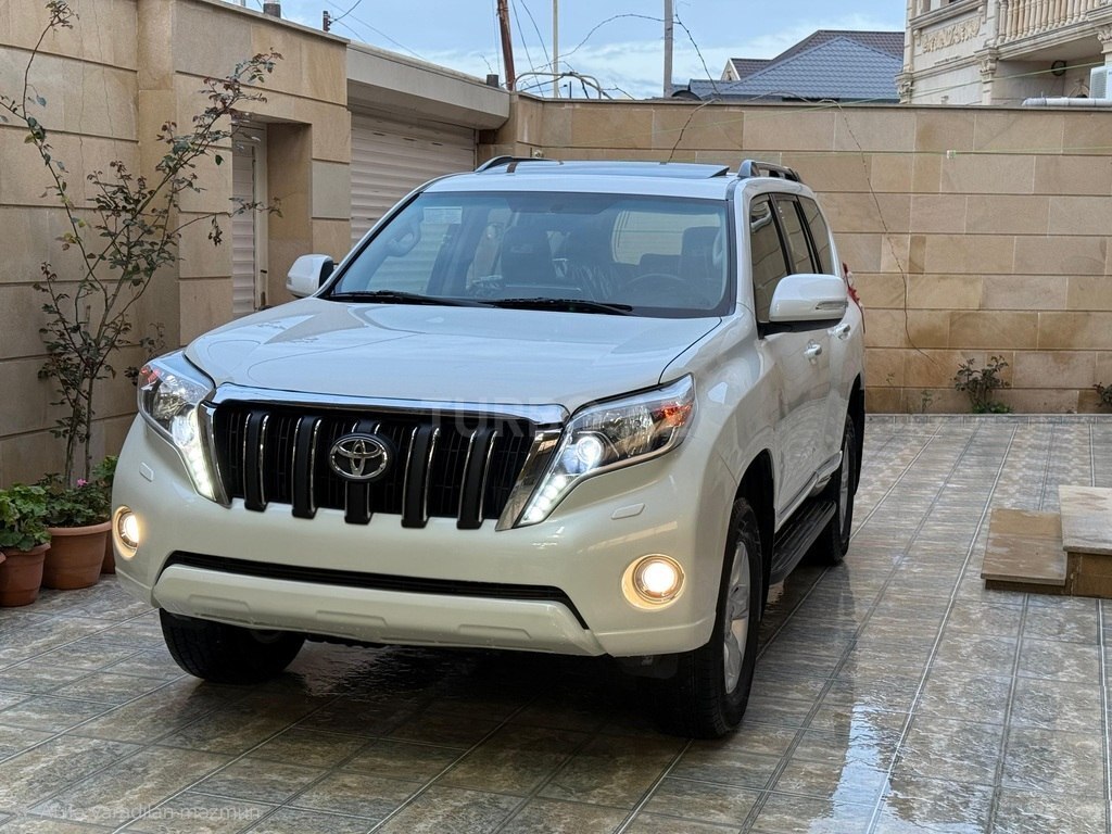 Toyota Land Cruiser Prado