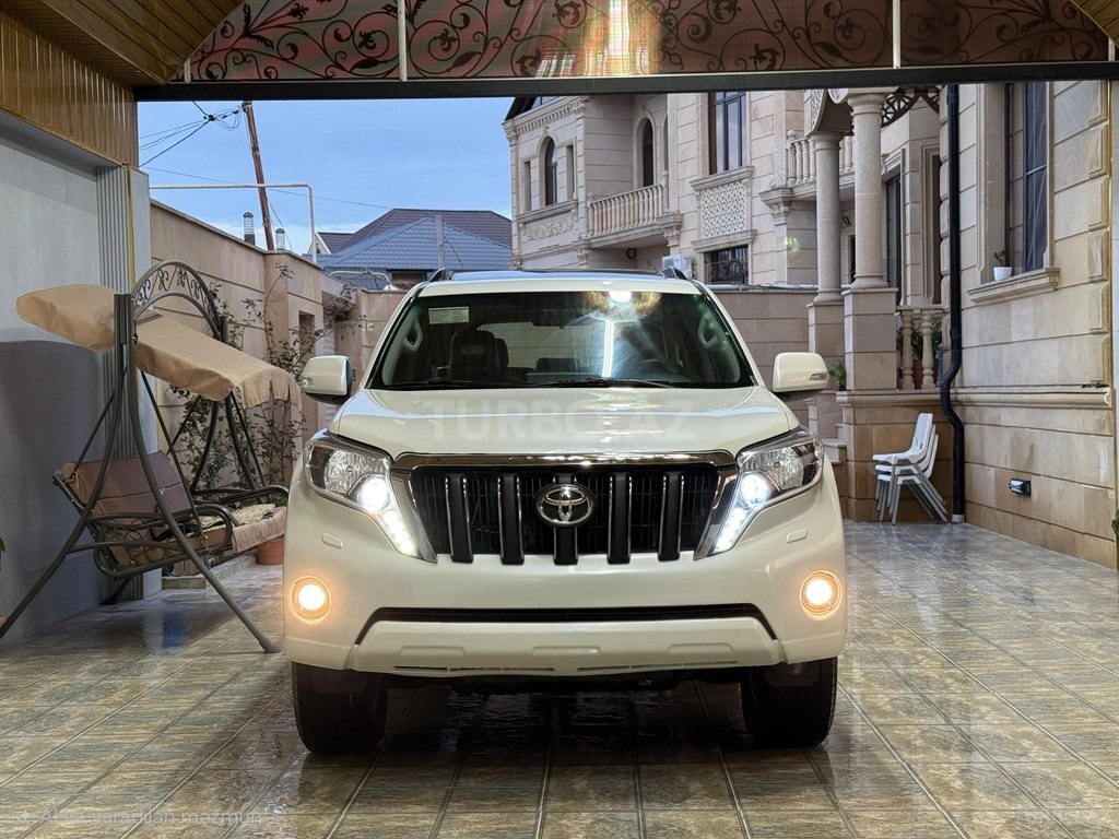 Toyota Land Cruiser Prado