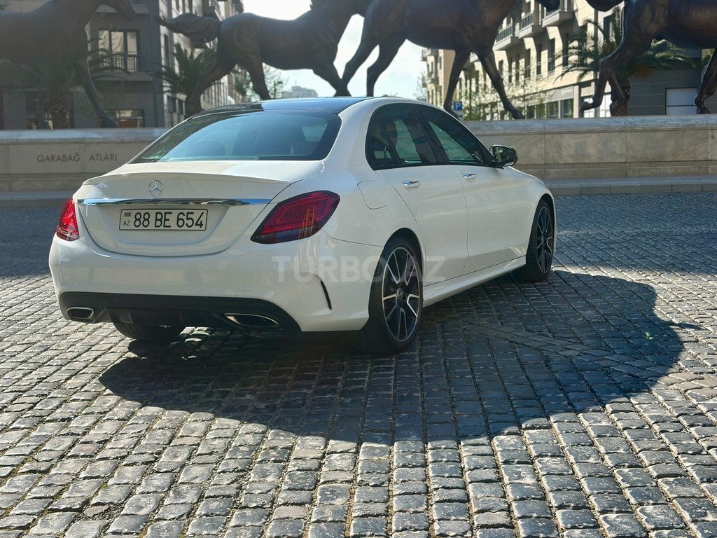 Mercedes C 300