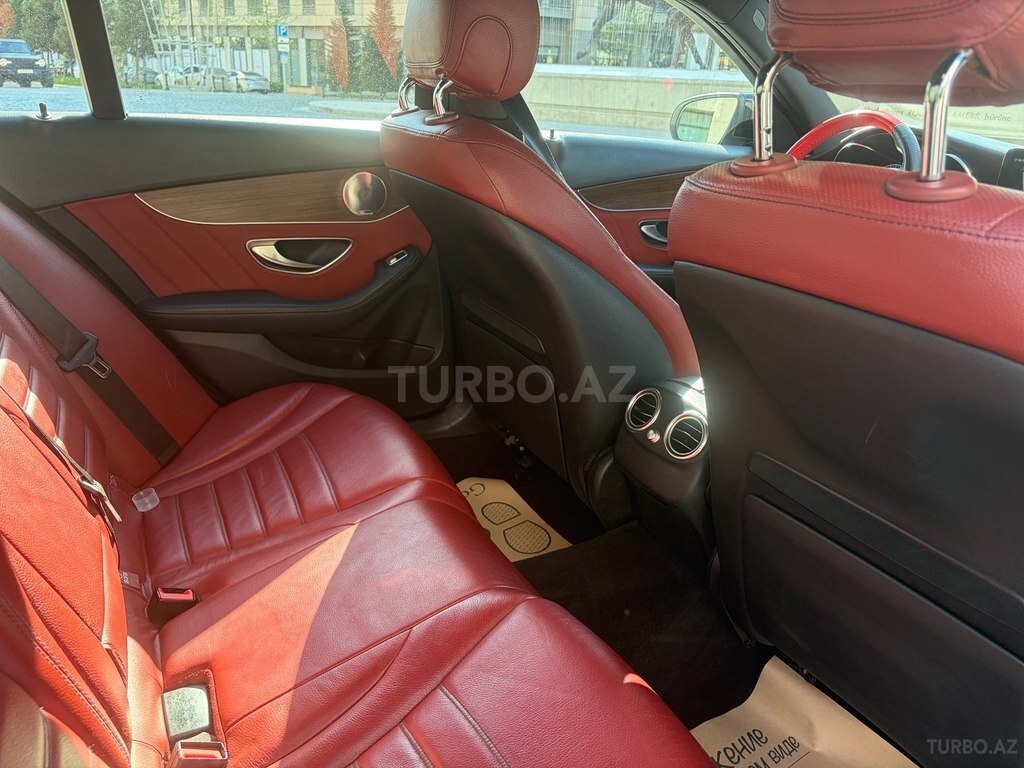 Mercedes C 300