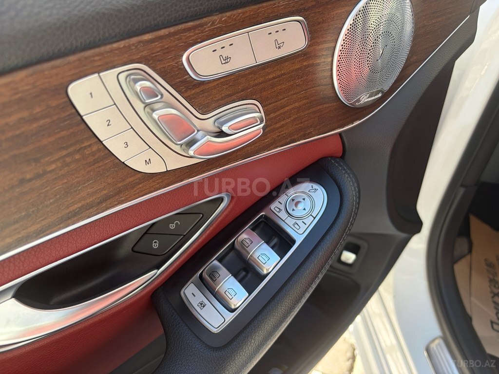 Mercedes C 300