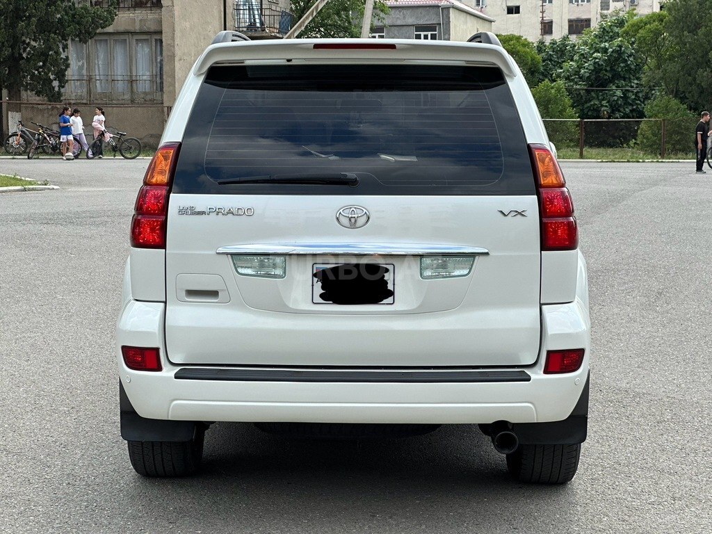 Toyota Land Cruiser Prado