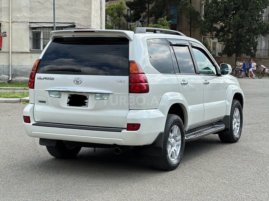 Toyota Land Cruiser Prado