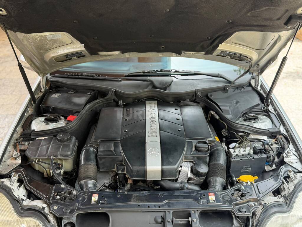 Mercedes C 200