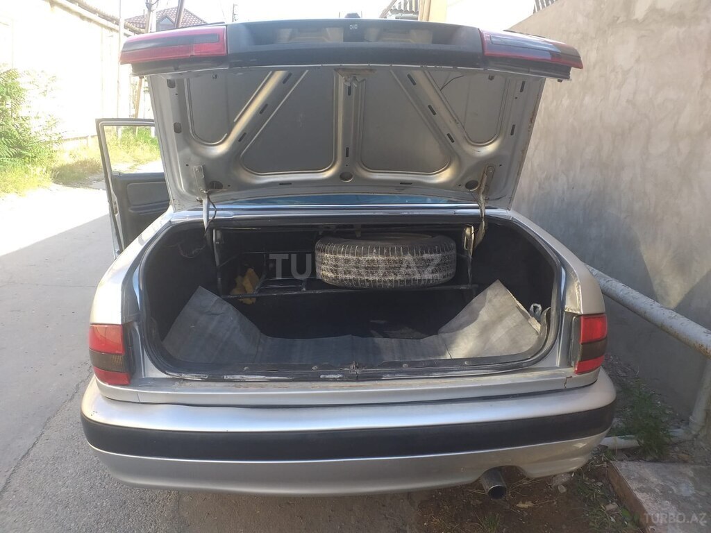 GAZ 31105 "Volga"