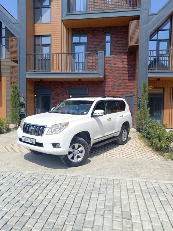 Toyota Land Cruiser Prado